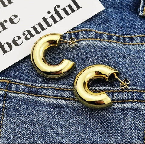 Tina Chunky Huggie Earrings