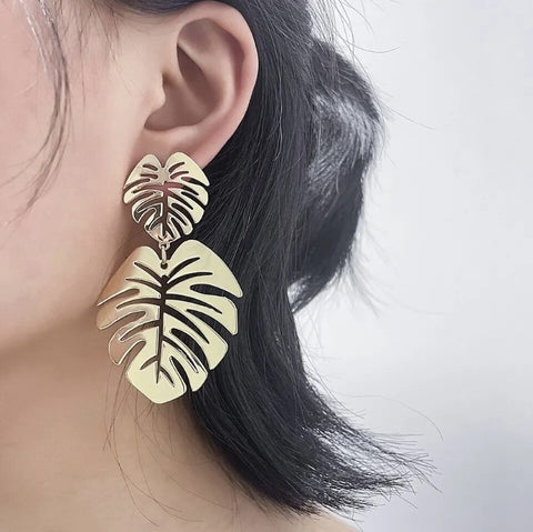 Zoe Bohemian Hollow Leaf Earrings