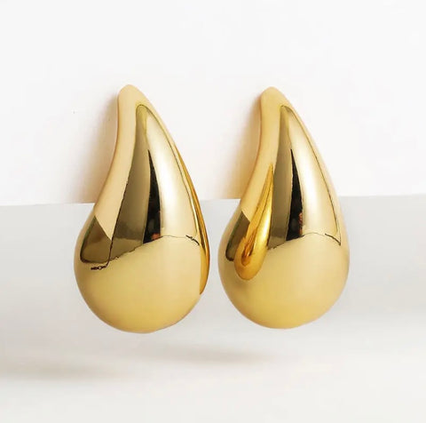 Chloe Waterdrop Gold Earrings