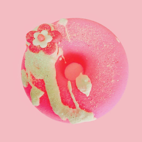 COTTON CANDY DOUGHNUT WITH COCOA BUTTER BATH BOMB