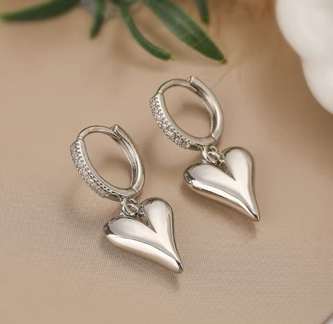Danni Silver Heart Earrings